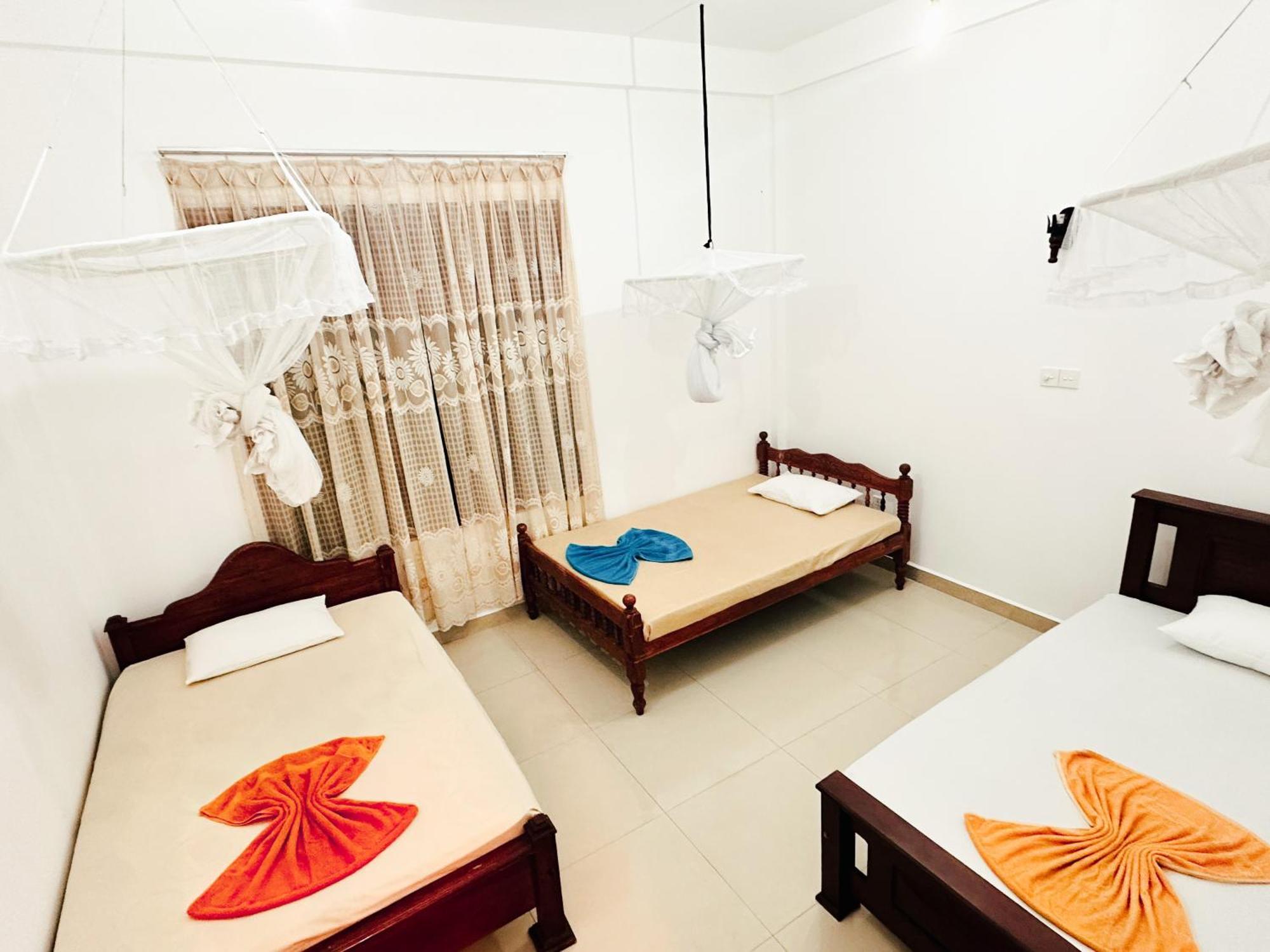 Golden Town Hostel Tangalle Eksteriør bilde